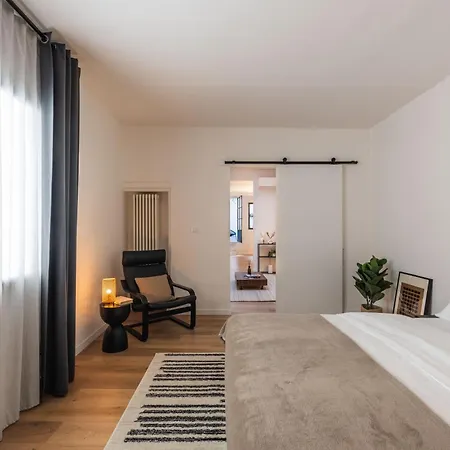 A15 Loft דירה *